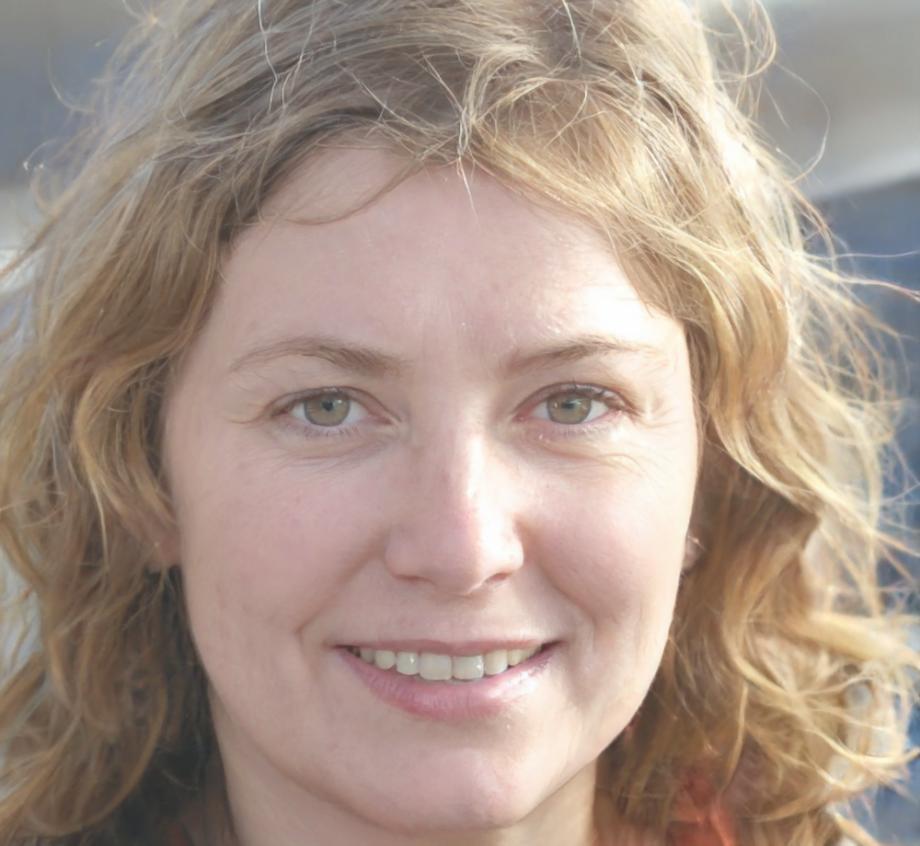 Elena Ruiz, analista de inversiones